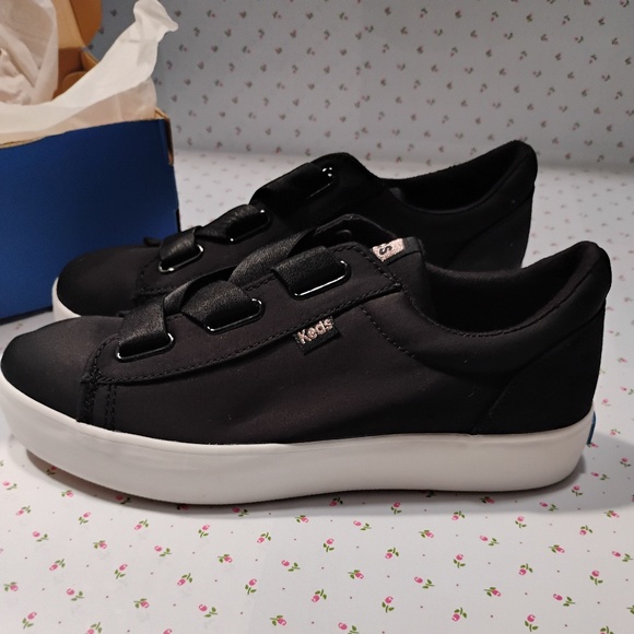 Keds Shoes - KEDS:  Womens Triple Cross Cotton Sateen Slip-on 1" Platform Sneaker